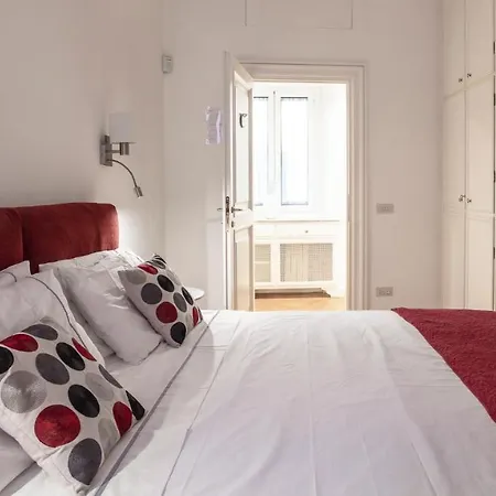 Luxury Maison Letizia Piazza Di Spagna-3